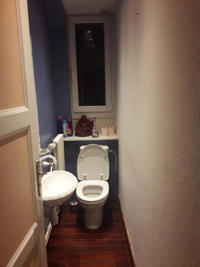 Petite chambre meublée - coeur de ville Le Creusot Extérieur photo