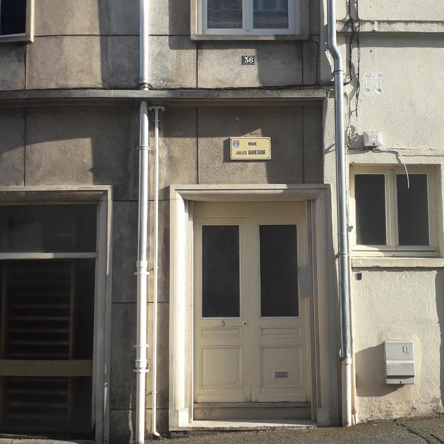 Petite chambre meublée - coeur de ville Le Creusot Extérieur photo